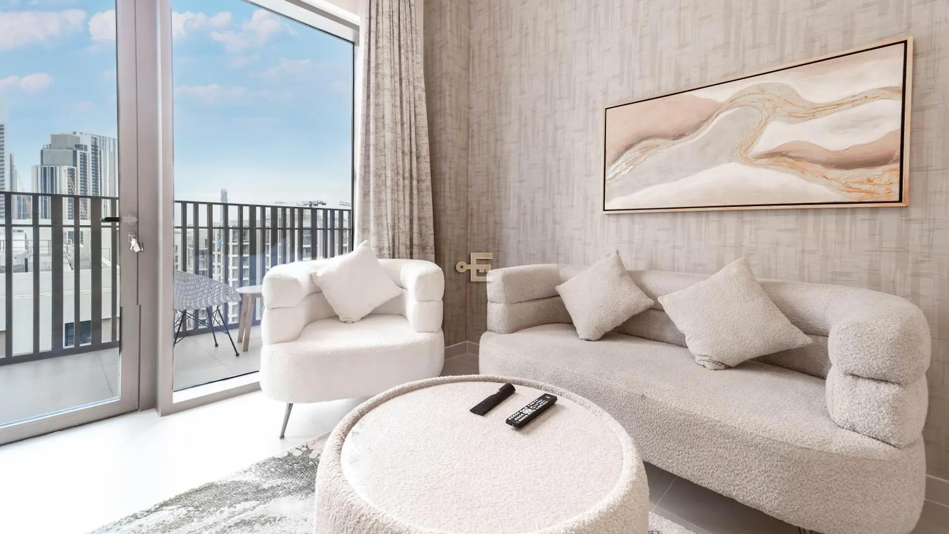 1-Bedroom Apartment In Summer At Creek Beach Dubai